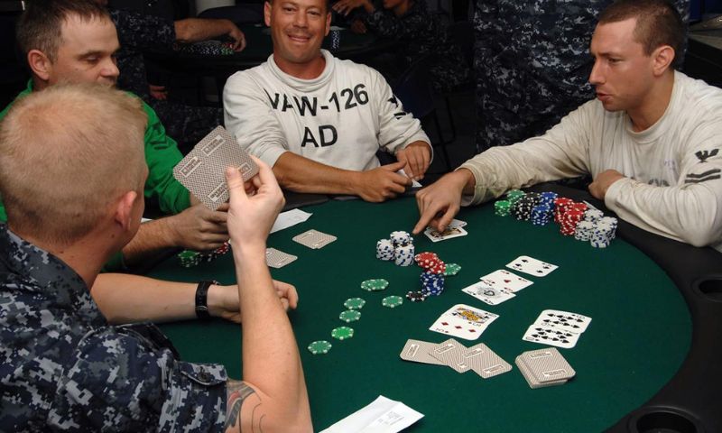 Trình tự các vòng trong game poker New88 online
